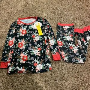 Little Sleepies - Size 16 - Christmas Poinsettias